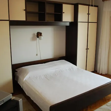 Quadruple Pag 11487b Guest house 3*