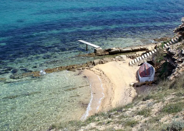 Quadruple Pag 11487b Vendégház Pag Town