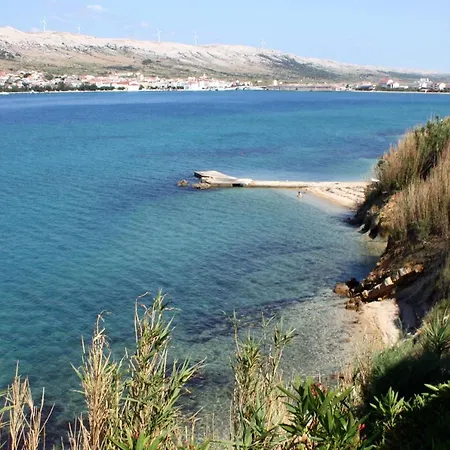 Πανσιόν Quadruple Pag 11487b Pag Town