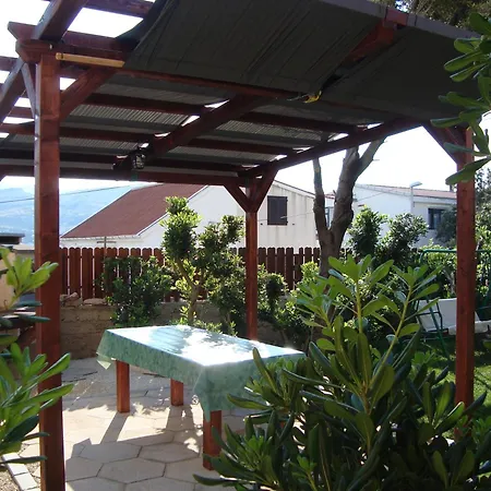 Quadruple Pag 11487b Pensión 3*